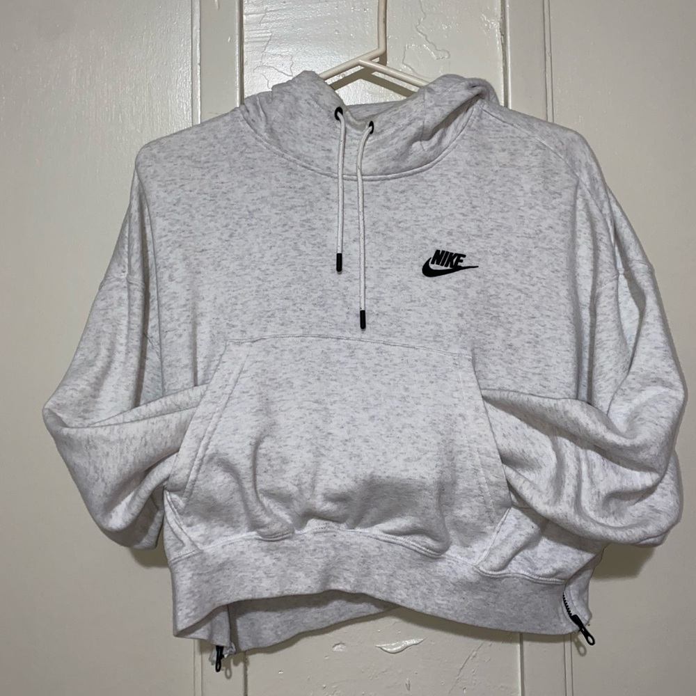 Women’s Cropped Nike Sweatshirt